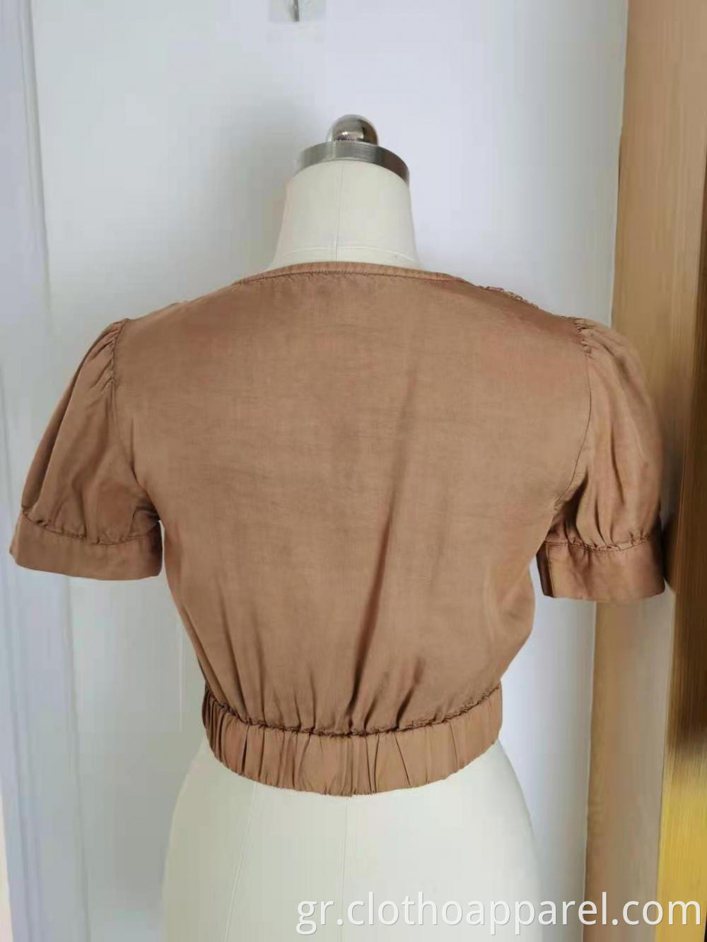 Hot Selling Women's V-Neck Brown Cropped Top
